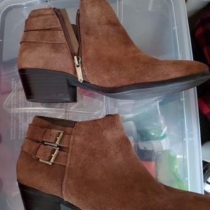 Women's brown shoe boots